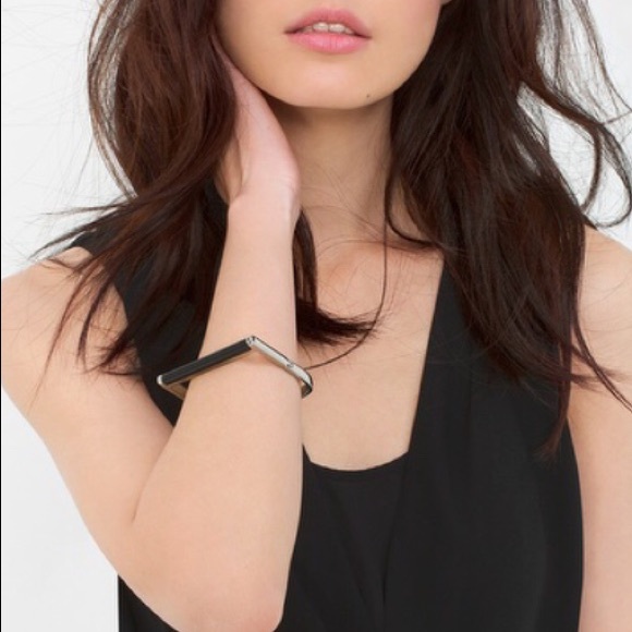 Flat Jet Bar Square Bangle Bracelet - Modern Y2K - Picture 5 of 6